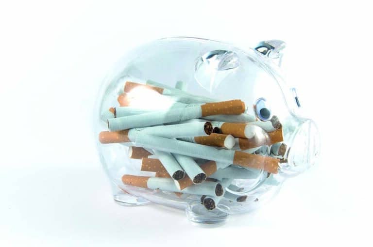 Cuántos meses de alquiler podría pagar un español si dejara de fumar durante 5 años